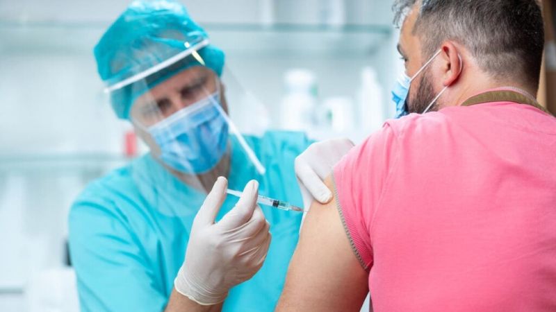تعرف على الأماكن التي لا تحتاج فيها شهادة تطعيم كورونا في اونتاريو