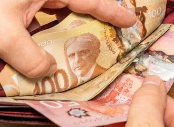 الكنديون على موعد للحصول على أموال من الحكومة خلال شهر مارس