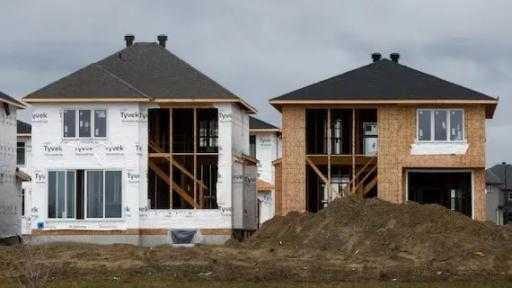 وزير الإسكان الكندي: يجب خفض أسعار المنازل لاستعادة القدرة على تحمل التكاليف وزير الإسكان الكندي: يجب خفض أسعار المنازل لاستعادة القدرة على تحمل التكاليف