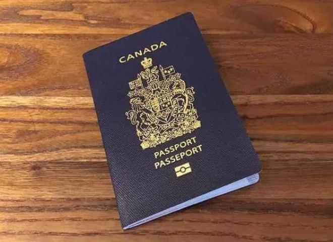 جواز السفر الكندي يتفوق على الأمريكي في حرية السفر دون تأشيرة جواز السفر الكندي يتفوق على الأمريكي في حرية السفر دون تأشيرة