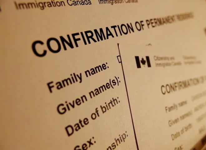 كندا تركز على تحويل المقيمين المؤقتين إلى دائمين خلال العامين القادمين