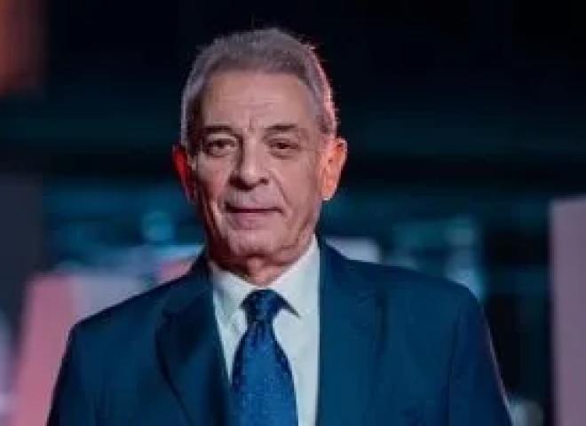 محمود حميدة: تعليم الدين في المدارس مرفوض.. ويجب تدريس القيم الإنسانية