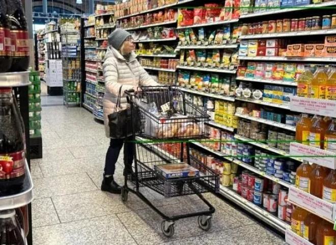 كيبيك تعلن تخفيضات جديدة لتخفيف غلاء المعيشة